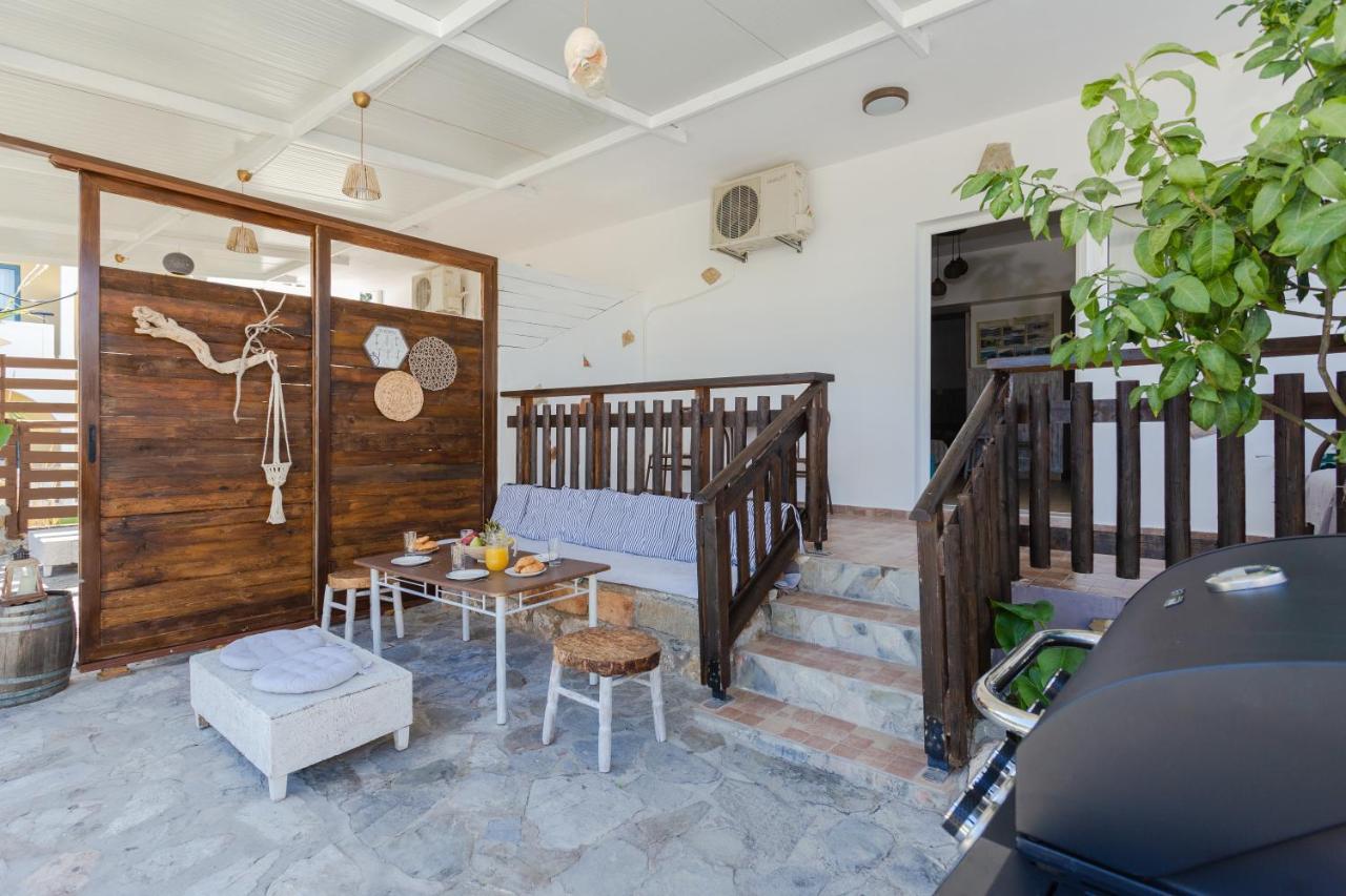 Christos studios&family apartments Stegna Exterior foto